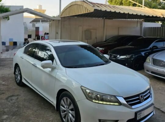 Honda Accord limited 2014 Gcc in perfect condition