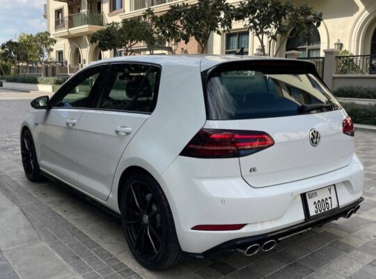 Volkswagen Golf R 2019 Gcc for sale