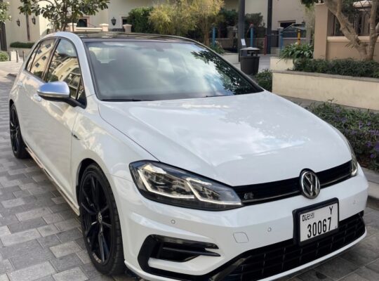 Volkswagen Golf R 2019 Gcc for sale