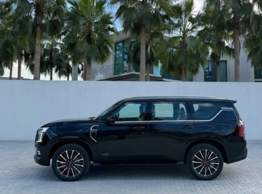 Nissan patrol platinum 2025 Gcc fully loaded