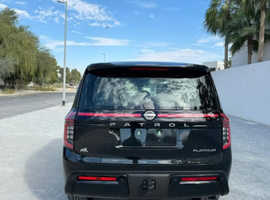 Nissan patrol platinum 2025 Gcc fully loaded