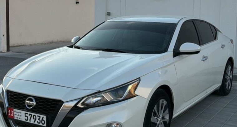 Nissan Altima base option 2020 Gcc for sale