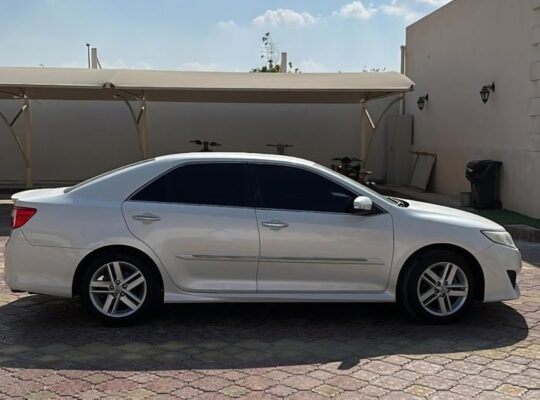 Toyota Camry SE 2013 Gcc for sale