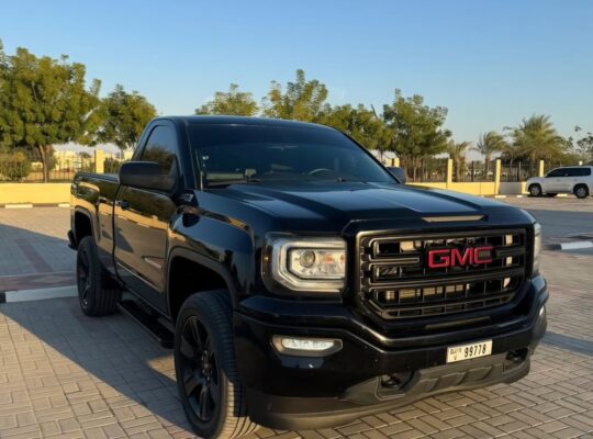 Gmc sierra SLE coupe 2016 Gcc 6.2L for sale