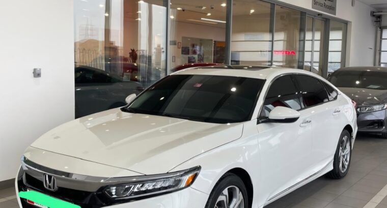 Honda Accord sport full option 2019 Gcc 2.0 turbo