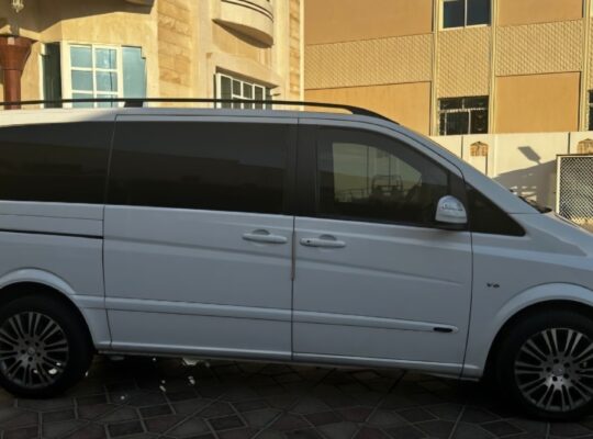 Mercedes Van viano 2013 VIP Gcc for sale