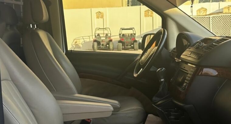Mercedes Van viano 2013 VIP Gcc for sale