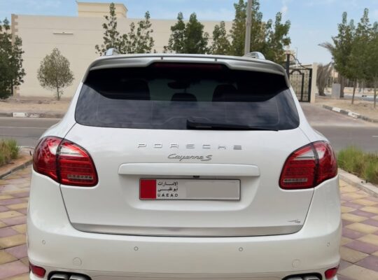 Porsche Cayenne S 2013 Gcc for sale