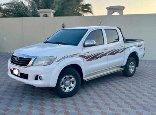 Toyota Hilux 4*4 Gcc 2014 for sale