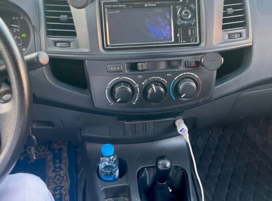 Toyota Hilux 4*4 Gcc 2014 for sale