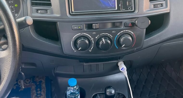Toyota Hilux 4*4 Gcc 2014 for sale