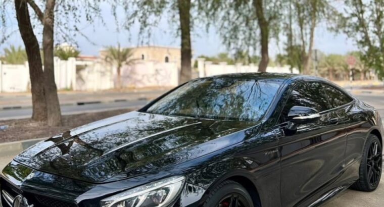 Mercedes S500 coupe 2015 in good condition