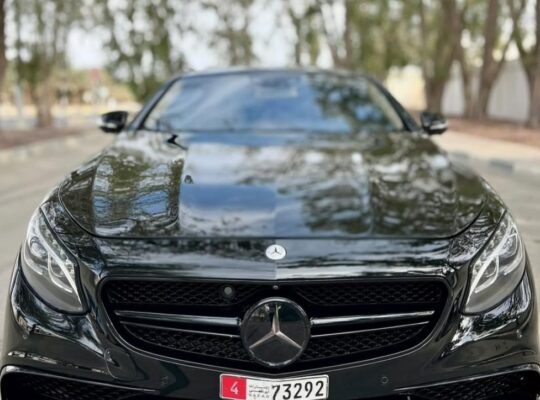 Mercedes S500 coupe 2015 in good condition