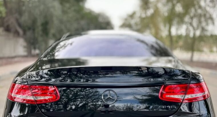 Mercedes S500 coupe 2015 in good condition