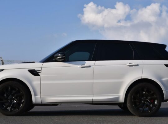 Range Rover sport HSE 2022 Gcc fully loaded