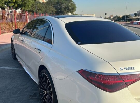 Mercedes S580 full option 4matic Gcc 2022