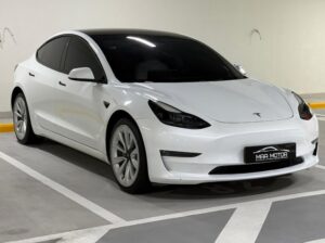 Tesla Long Range 2023 Gcc full option for sale