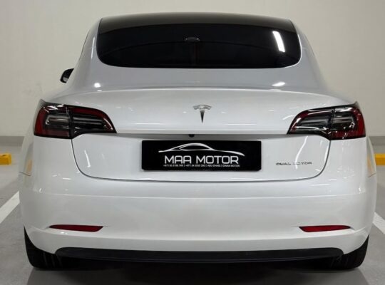 Tesla Long Range 2023 Gcc full option for sale