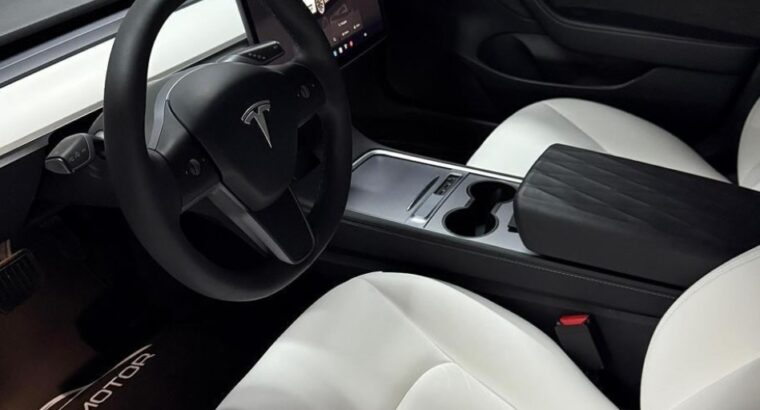 Tesla Long Range 2023 Gcc full option for sale