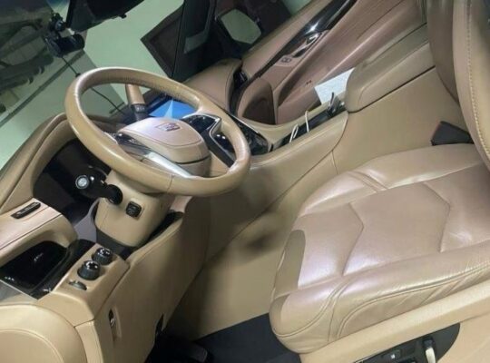 Cadillac Escalade Platinum 2019 Gcc for sale