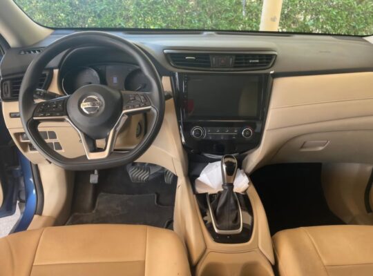 Nissan X trail full option 2019 Gcc for sale