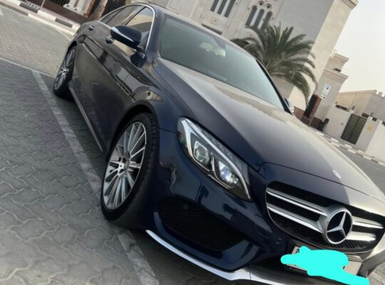 Mercedes C200 Gcc 2015 for sale