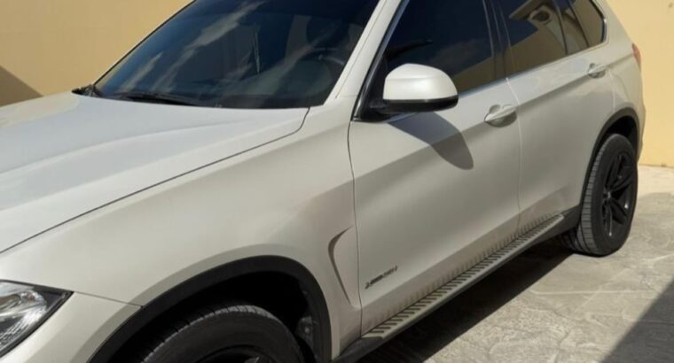 BMW X5 35i Gcc 2014 in good condition