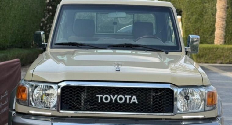 Land cruiser pick up 2023 full option Gcc