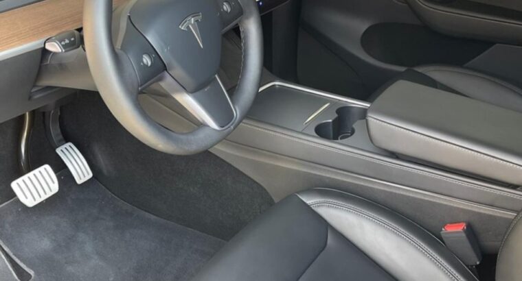 Tesla model Y performance 2022 Gcc for sale