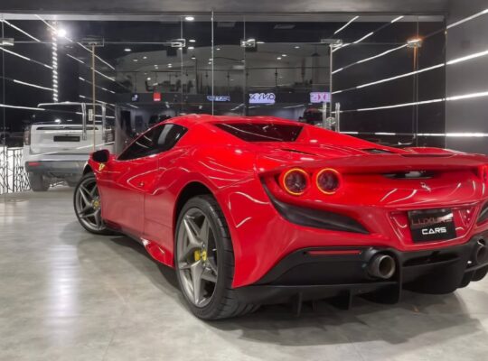 Ferrari F8 spide fully loaded 2022 Gcc for sale