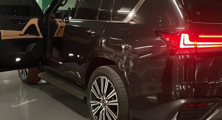 Lexus LX600 signature 2023 Gcc for sale