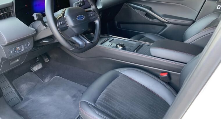 Ford Taurus 2023 Gcc in good condition
