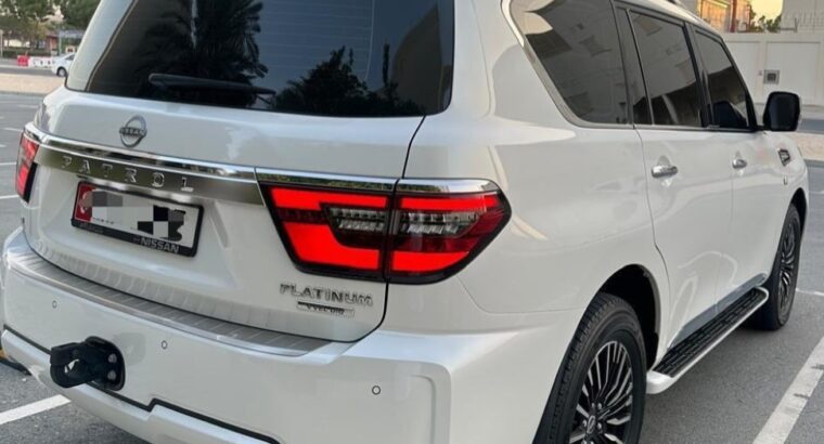 Nissan Patrol platinum 2022 full option Gcc