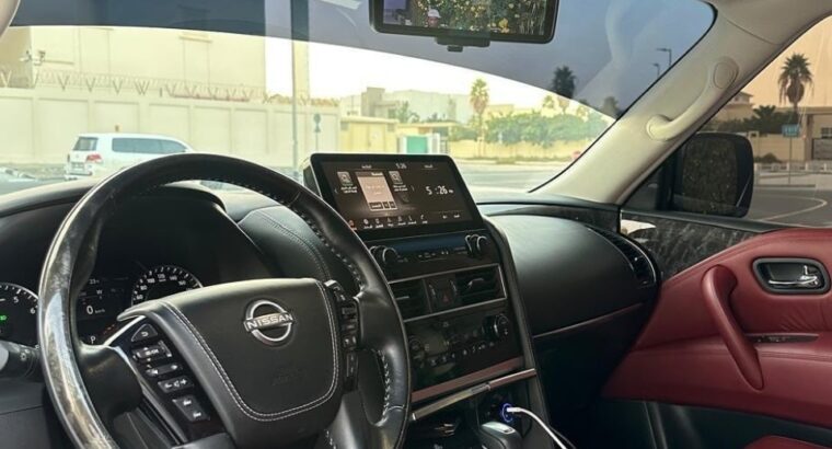 Nissan Patrol platinum 2022 full option Gcc