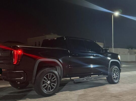 Gmc sierra AT4 full option 2021 Gcc for sale