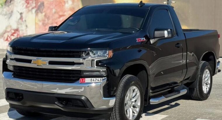 Chevrolet Silverado z71 base option 2022 Gcc
