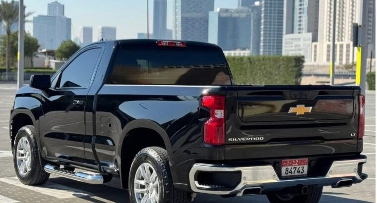 Chevrolet Silverado z71 base option 2022 Gcc