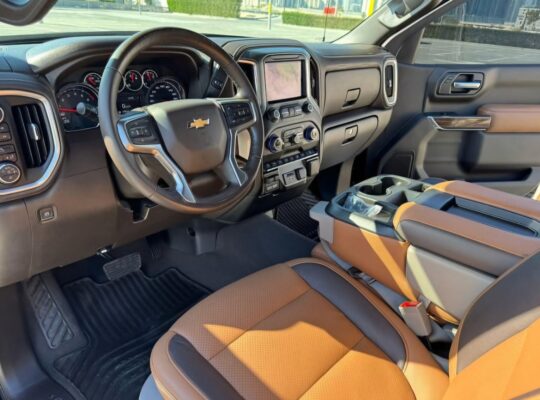 Chevrolet Silverado z71 base option 2022 Gcc