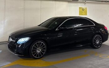 Mercedes C200 full option 2019 Gcc for sale