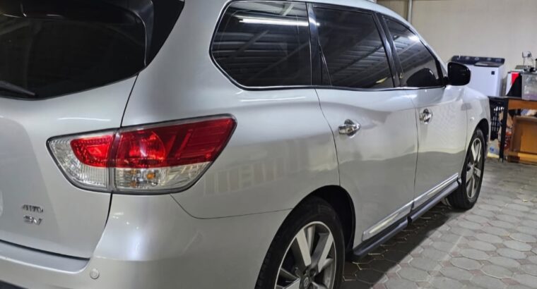 Nissan Pathfinder 2015 in good condition