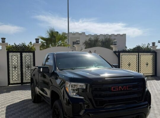 Gmc Sierra coupe mid full option 2020 Gcc for sale