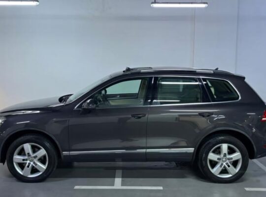 Volkswagen Touareg 2012 Gcc for sale