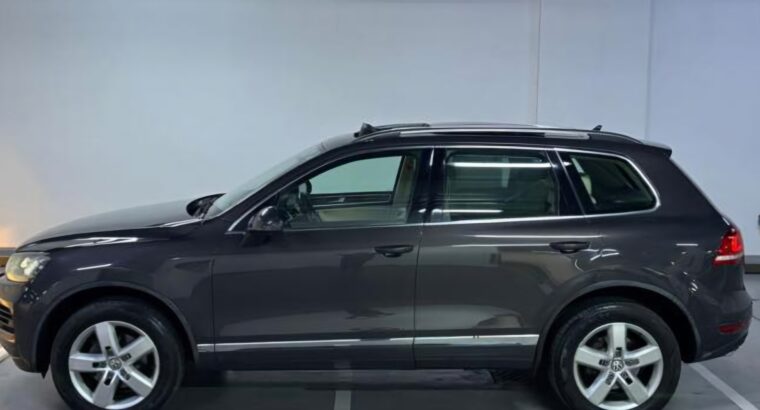 Volkswagen Touareg 2012 Gcc for sale
