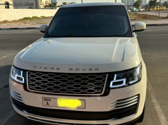 Range Rover vouge 2014 SE Gcc for sale