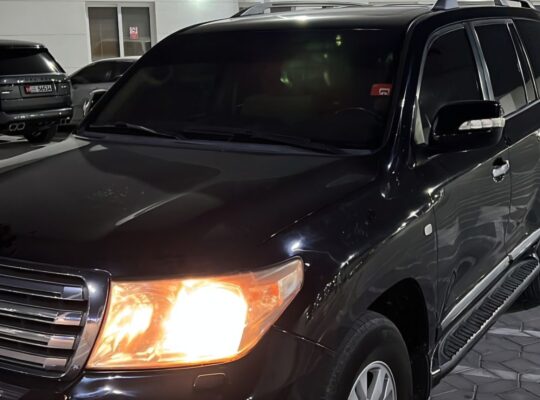 Toyota Land cruiser GXR 2011 Gcc for sale