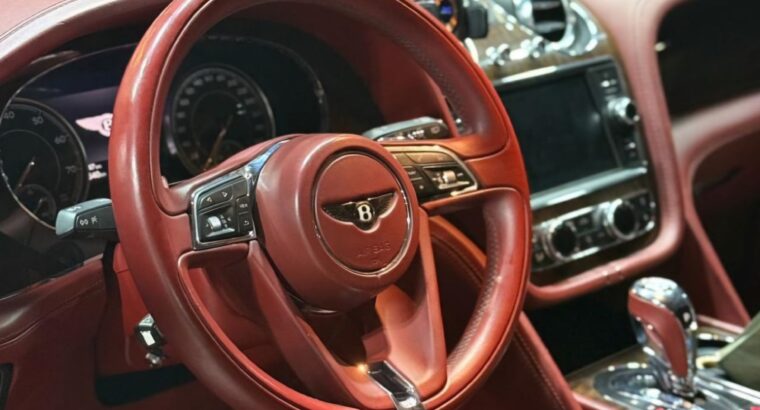 Bentley Bentayga full option 2018 Gcc for sale