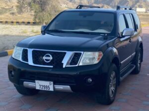 Nissan Pathfinder LE 2012 Full option