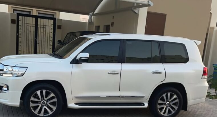 Toyota Land cruiser VXR 2019 full option Gcc