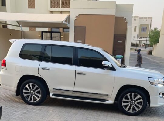 Toyota Land cruiser VXR 2019 full option Gcc