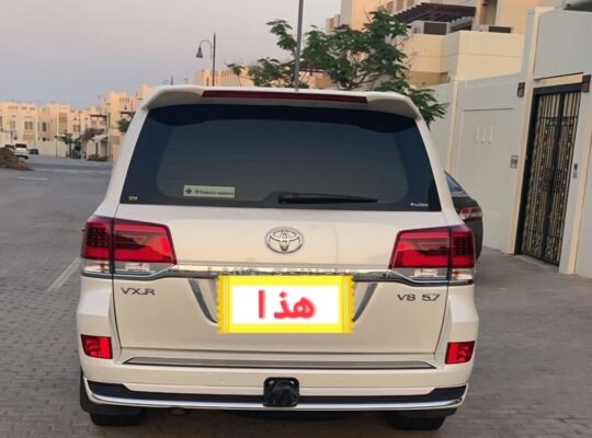 Toyota Land cruiser VXR 2019 full option Gcc